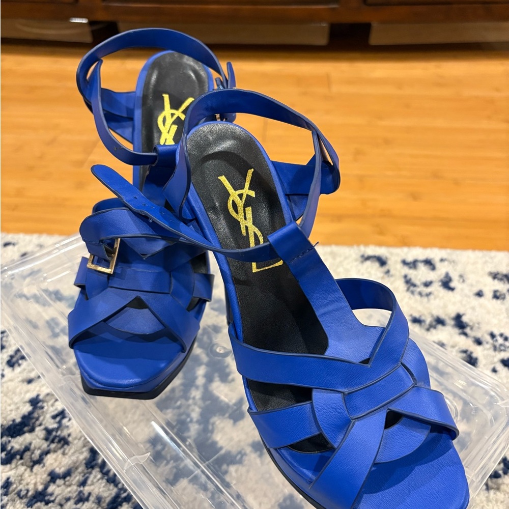 Yves Saint Laurent Women's Blue Strappy Heels